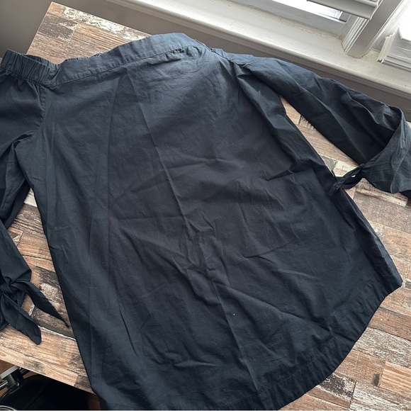 Free People Show Me Some Shoulder Deep Navy Blouse - Size Small - Picture 3 of 8